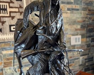 Large Frederic Remington Mountain Man Bronze Statue Sculpture	29 x 12 x 20in	HxWxD
