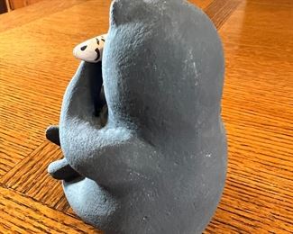 Pueblo Bear Native American Elizabeth Trujillo Cochiti pottery	3.7 inches high.	
