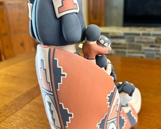 LARGE Jemez Linda Lucero Fragua Storyteller Figure Native American Pottery 	10.5 x 5 x 8in	HxWxD
