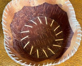 Artist-Made Caribou Birch Bark Basket	4 x 9in diameter 	
