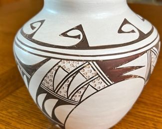 Hopi Pottery Marianne Navasie Frogwoman Pot Vase Native American 	5.25x 2.5in diameter at opening.	
