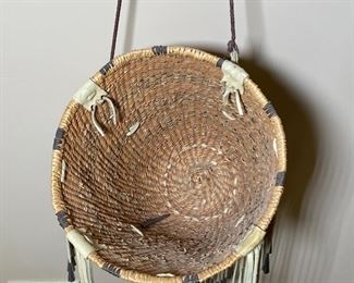Apache Burden Basket Native American 	9 x 10.5in diameter.	

