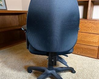 Office Chair	43 x 27 x 24in	HxWxD
