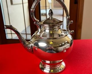 4pc Arts & Co SPC 204 Silver Plated Teapot Kettle Cremer Sugar & Tray 	Teapot: 11x 5.5 x 9.5in	
