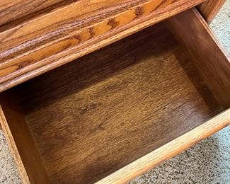 Oak 2-Drawer Cabinet	22 x 22 x 19in	
