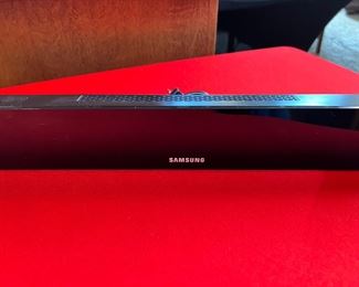 Samsung 2.1 Soundbar With Wireless Sub And Bluetooth HW-E450C	Sub: 14x7x12in	

