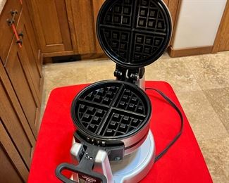 Waring Pro Double Waffle Maker		
