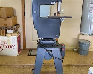 Shopsmith 11in Bandsaw Attachment for Mark V System 	62x16x16in	HxWxD
