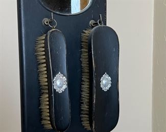 3pc Ebony & Silver Valet Clothing Brush Set Wall Mounted	12 x 6 x 3in	HxWxD
