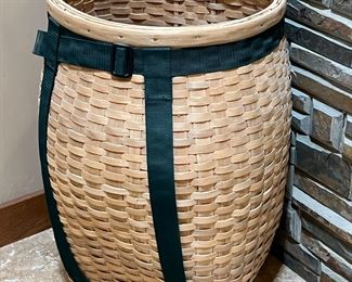 Micmac Basket Mary & Don Sanipass Native American Indian Tribe&nbsp;	22.5 x 15.5 x 14in	HxWxD
