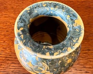 Crystalline Studio Pottery Vase Xavier Gonzalez California Studio Mustard /Silver grey	4.25 inches high.	
