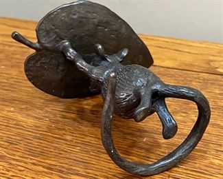 Bronze Mouse Leaf Soap Dish	4 inches high	
