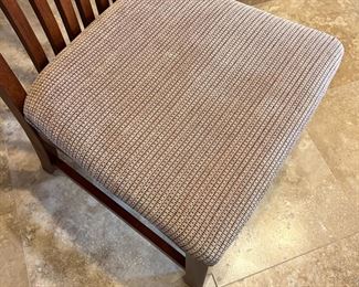 11pc Dining Set Table & Chairs Broyhill Artisan Ridge Mission Arts and Crafts	Table: 30 x 44 x 72-90-108in	
