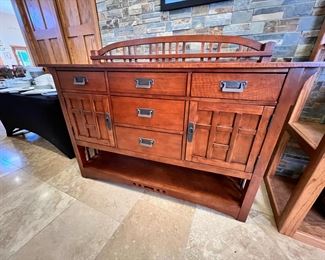 Sideboard Broyhill Artisan Ridge Mission Arts and Crafts 4078-514 48 x 62 x 20in	HxWxD
