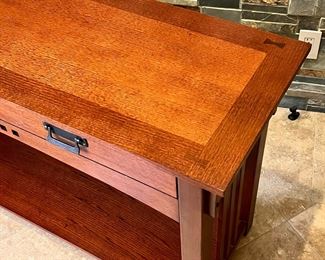 Sofa Table Broyhill Artisan Ridge Mission Arts and Crafts 4078-009 	30.25 x 54 x 18.	HxWxD
