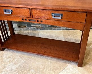 Sofa Table Broyhill Artisan Ridge Mission Arts and Crafts 4078-009 	30.25 x 54 x 18.	HxWxD
