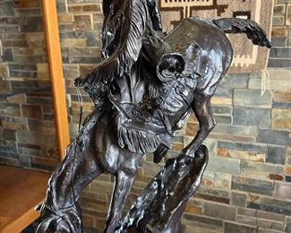 Large Frederic Remington Mountain Man Bronze Statue Sculpture	29 x 12 x 20in	HxWxD
