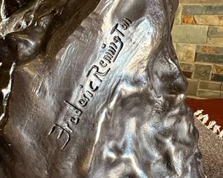 Large Frederic Remington Mountain Man Bronze Statue Sculpture	29 x 12 x 20in	HxWxD
