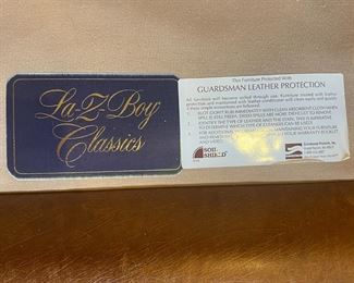 As-IS Leather Recliner Chair	43 x 36 x 38in	HxWxD
