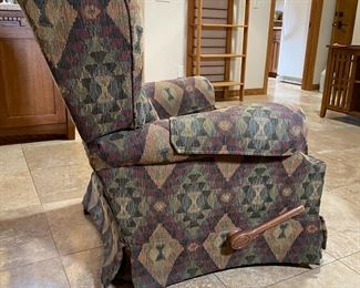 LA-Z-Boy Recliner #1 Southwest Chair	38 x 34.5 x 33in	HxWxD
