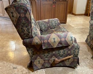 LA-Z-Boy Recliner #2 Southwest Chair	38 x 34.5 x 33in	HxWxD
