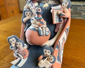 LARGE Jemez Linda Lucero Fragua Storyteller Figure Native American Pottery 	10.5 x 5 x 8in	HxWxD
