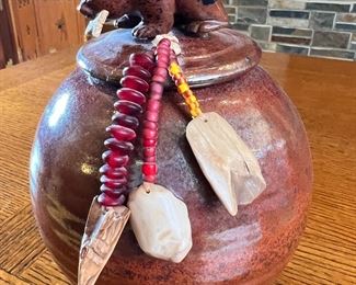 Studio Pottery Ceramic Bear Top Pot	7.25 inches high.	
