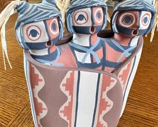 Jemez Linda Lucero Fragua Trio Figure Native American Pottery 	7 x 5.5 x 2in	HxWxD
