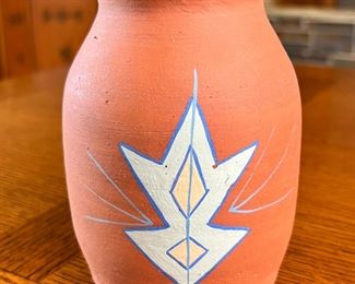 Thelma Toehay Chapman&nbsp;Kiowa Pottery Vase Native American	4.25 x 3 diameter at opening	
