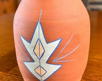 Thelma Toehay Chapman&nbsp;Kiowa Pottery Vase Native American	4.25 x 3 diameter at opening	
