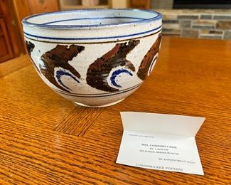 Cherokee Mel Cornshucker Stoneware Bear Bowl Native American 	5.25 x 7.75 diameter.	
