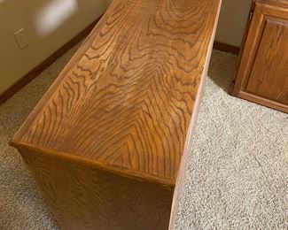 Oak Lowboy Bookcase Shelf unit	34.5 x 49.5 x 17.5in	HxWxD
