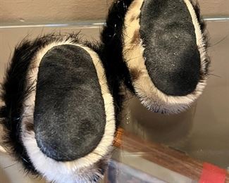 Inuit Alaska Seal Skin Baby Slippers 	4 inches long	
