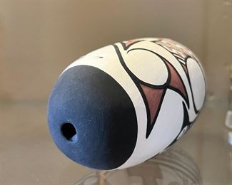 Hopi Hand-Coiled Pottery Seed Pot SYDELLE Native American	4.75 inches high.	
