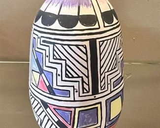 Modern Hopi Hand-Coiled Pottery Seed Pot KD Native American 	4.75 inches high.	
