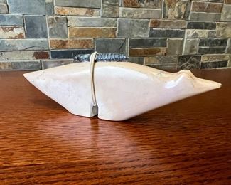 Stone Fetish Zuni Medicine Bear Native American 	9 inches long	
