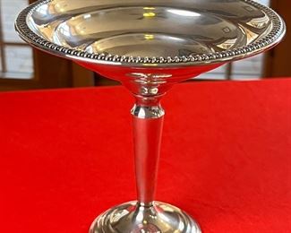 WM Rogers Sterling Silver Compote Candy Dish 34A	5.75 x 6in diameter.	
