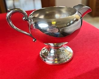 4pc Arts & Co SPC 204 Silver Plated Teapot Kettle Cremer Sugar & Tray 	Teapot: 11x 5.5 x 9.5in	
