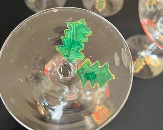 8pc Christmas Hand Painted Royal Danube Crystal Wine Glasses	8.5 x 3.25in Diameter at opening .	

