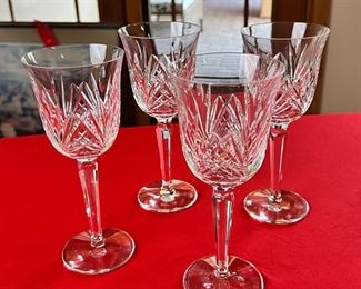 4pc Waterford Crystal Leana Wine Gasses	7.75 x 3.25in	
