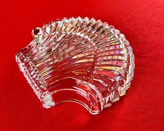 Waterford Crystal Shell Dish Small	1 x 5 x 4.25in	HxWxD
