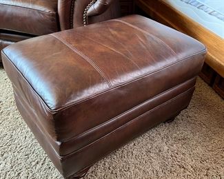 Broyhill Leather Nailhead Chair & Ottoman	Chair: 36 x 44 x 52in	HxWxD
