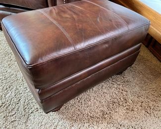 Broyhill Leather Nailhead Chair & Ottoman	Chair: 36 x 44 x 52in	HxWxD
