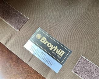 Broyhill Leather Nailhead Chair & Ottoman	Chair: 36 x 44 x 52in	HxWxD

