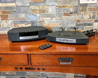 Bose Wave Radio AWRCC1 with Multi CD Changer Accessory	6.5x14.5x9in	HxWxD
