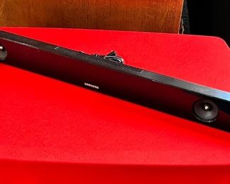 Samsung 2.1 Soundbar With Wireless Sub And Bluetooth HW-E450C	Sub: 14x7x12in	
