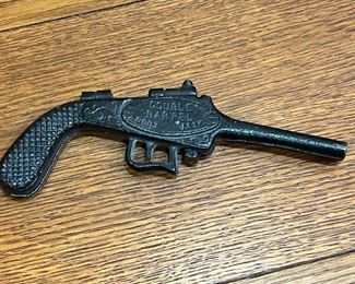 Cast Iron Double Barrel Boot Jack	8.5 inches long.	
