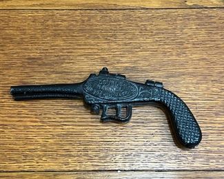 Cast Iron Double Barrel Boot Jack	8.5 inches long.	
