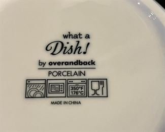 38pc Overandback Dinnerware Set	38 pieces	
