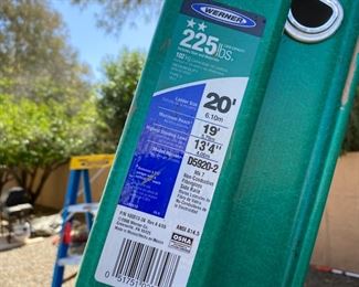 Werner Fiberglass 20-ft Extension Ladder D5900-2 Type 2	20ft	
